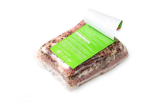 Сало с чесноком и перцем соленое ~300г от магазина Окраина